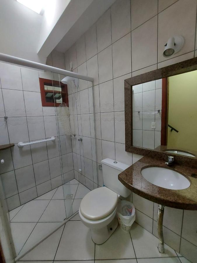 Apartamento 12 - Bombinhas - 200 Metros Da Praia Екстериор снимка